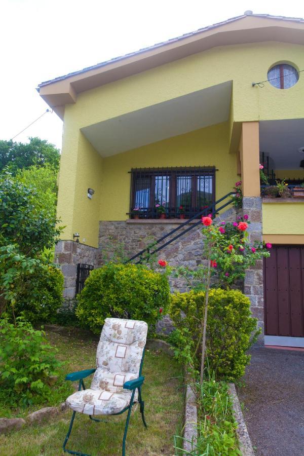 Villa Teresa Onís Exteriör bild